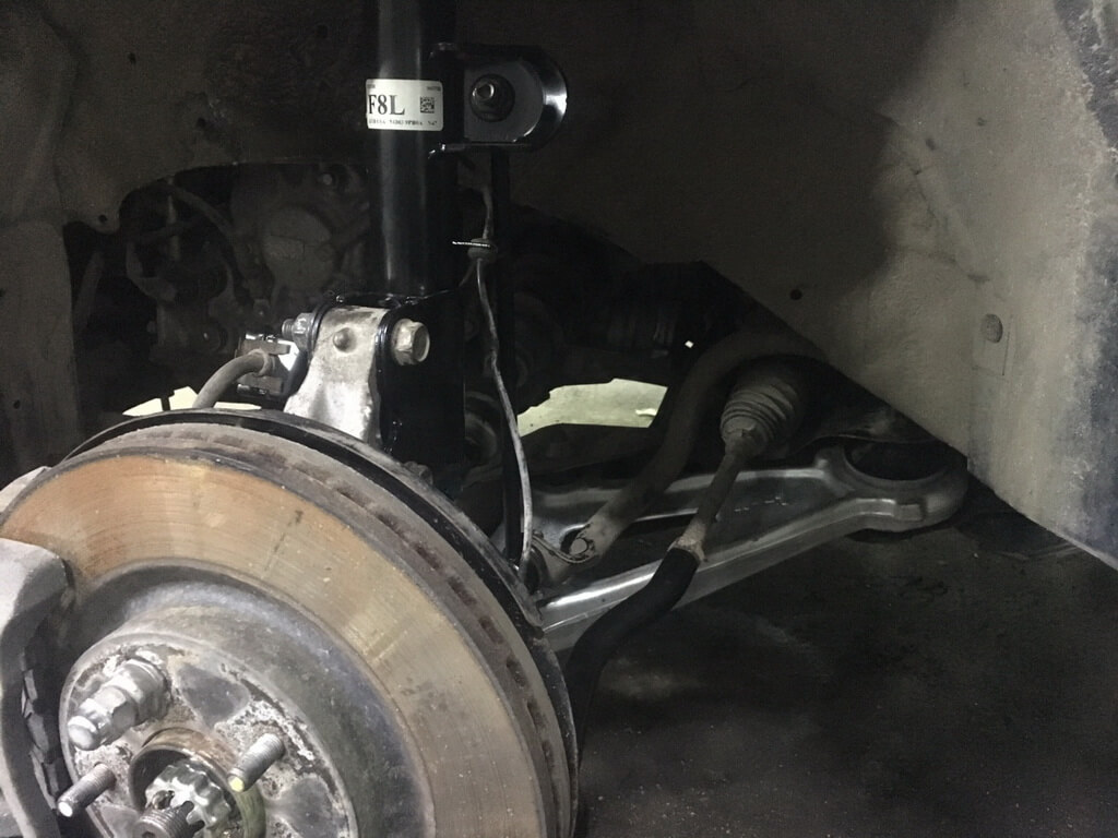 Заказать Nissan Pathinder R52: ремонт ходовой части после удара в колесо - Фото 7